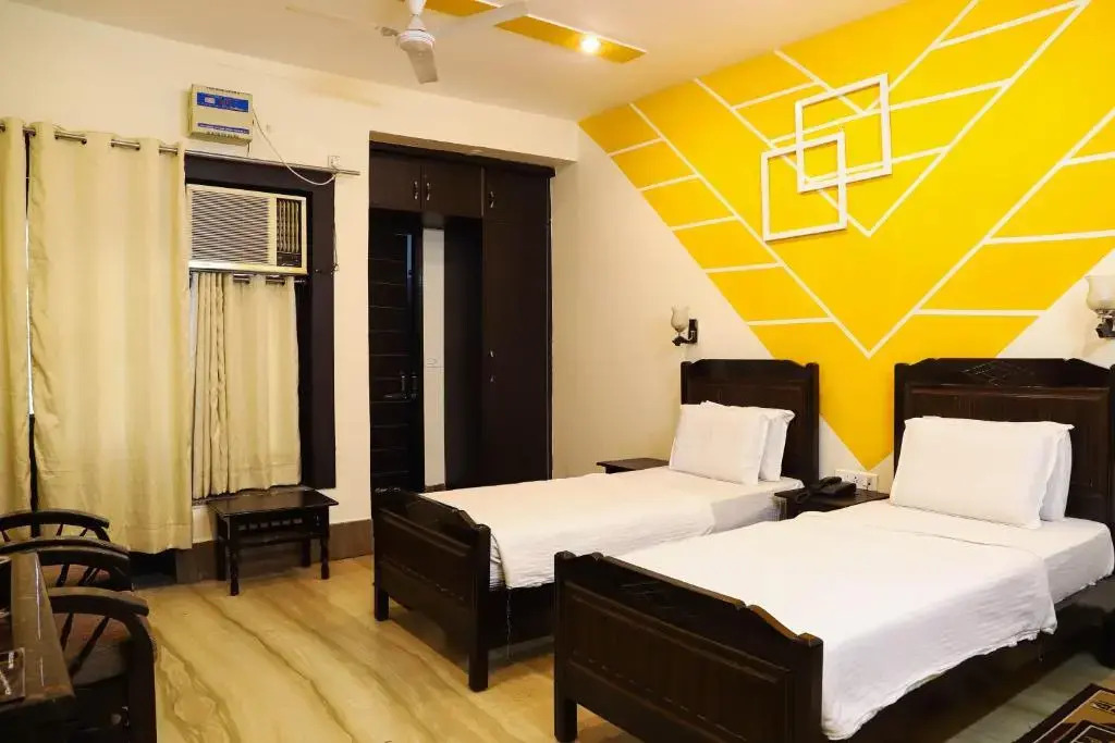 Pearl of Taj Home Stay