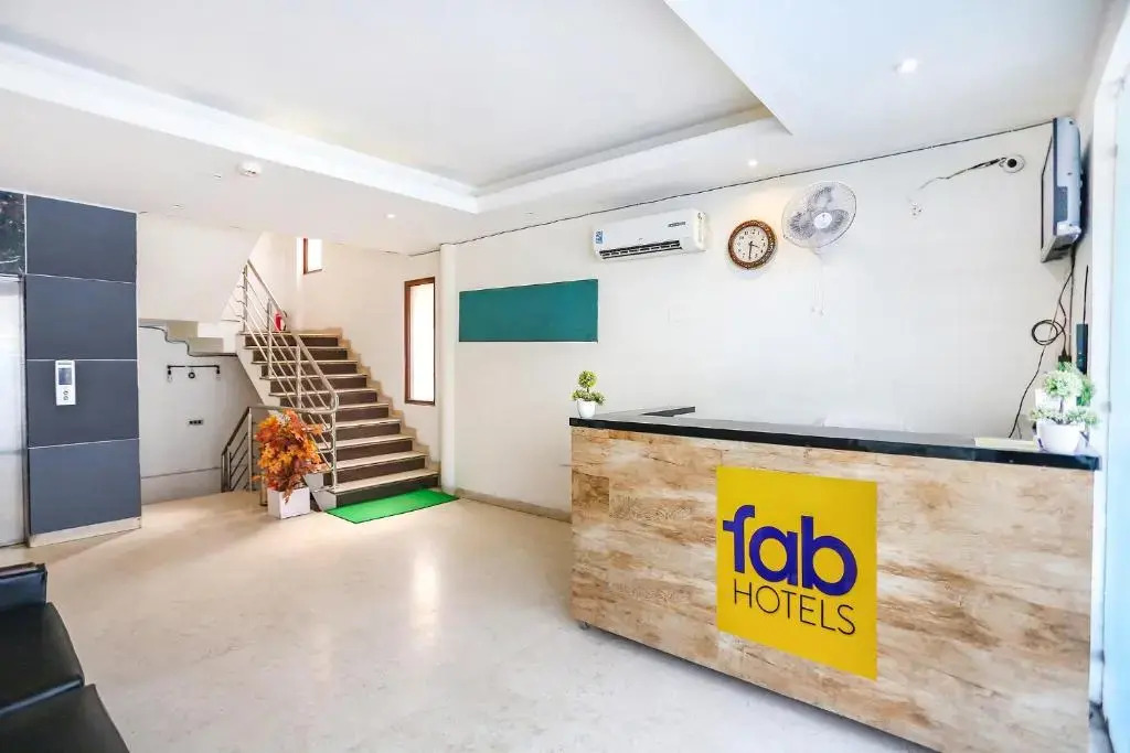 FabHotel Royal Touch - Patel Nagar