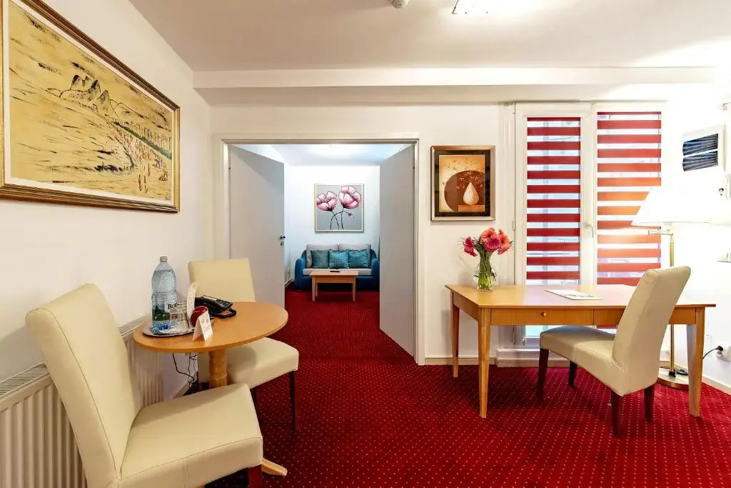 Bucur Accommodation