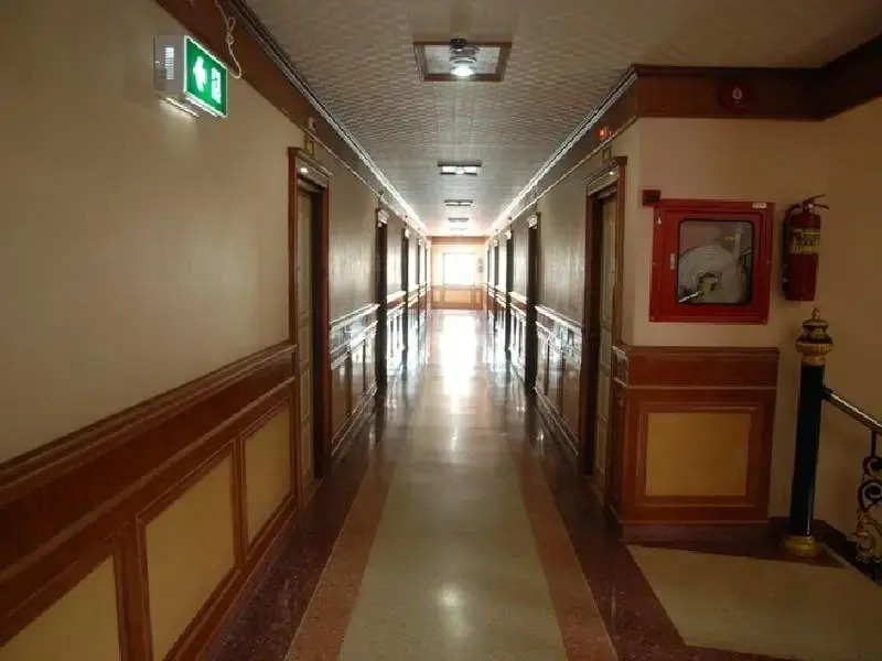 Rose Garden Hotel