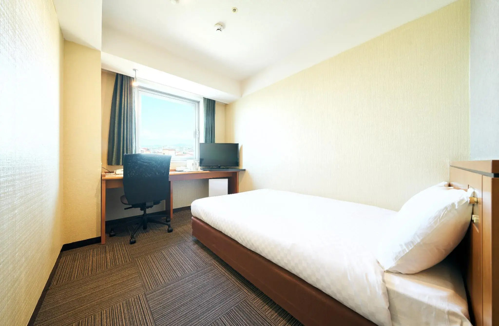 Kanku Izumiotsu Washington Hotel