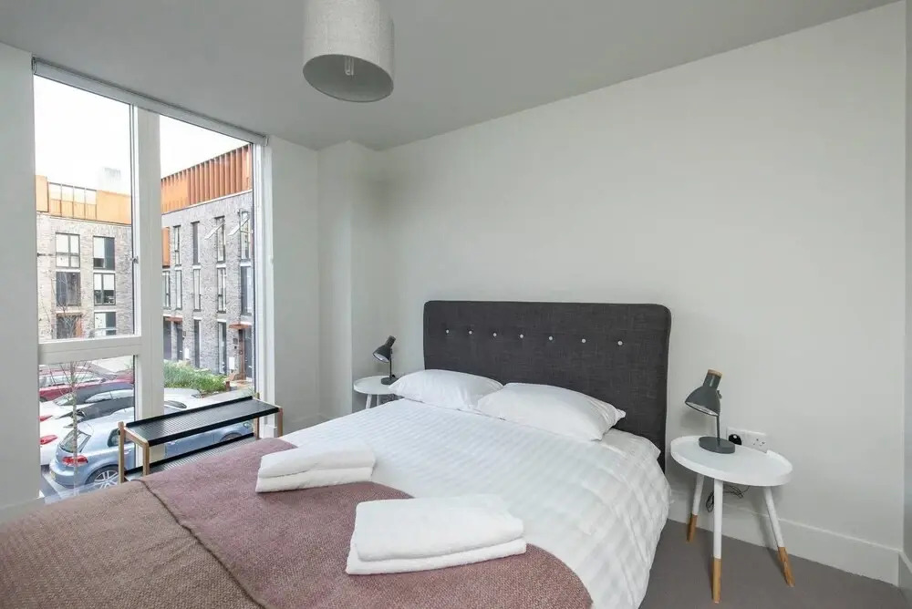 Modern 1BD Flat w/ Roof Top Access in Castlefield