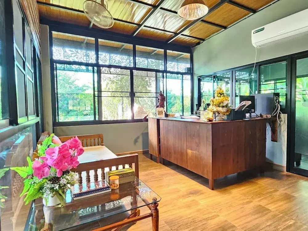 Srianan Resort