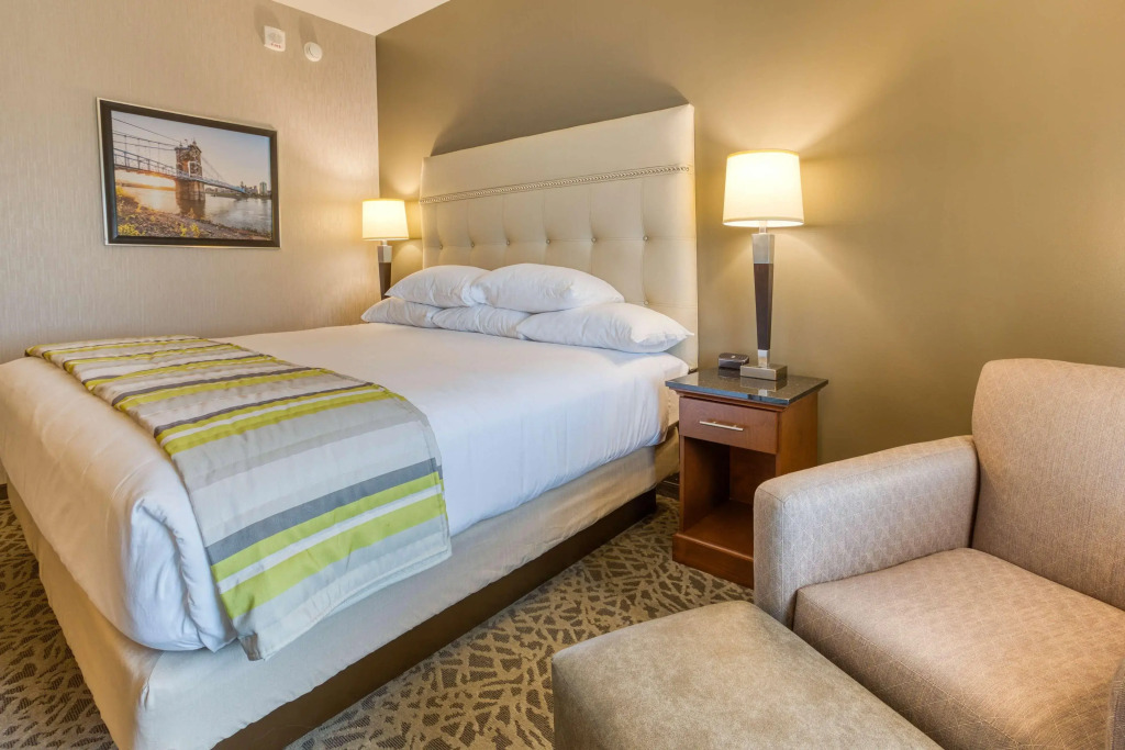 Drury Inn & Suites Cincinnati Northeast Mason
