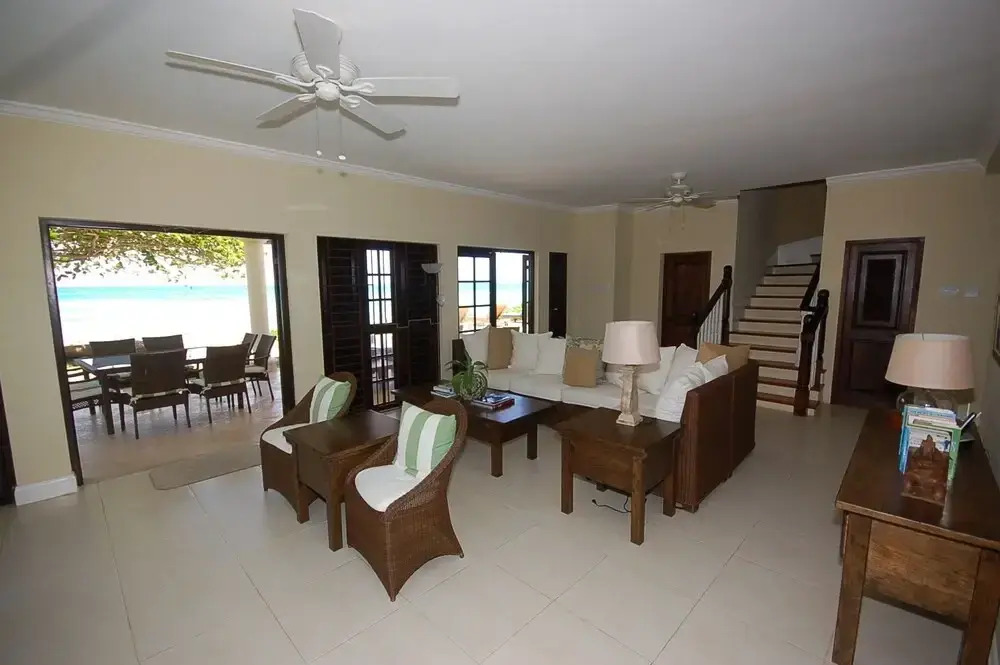 Mai Tai Villa, 4BR by Jamaican Treasures