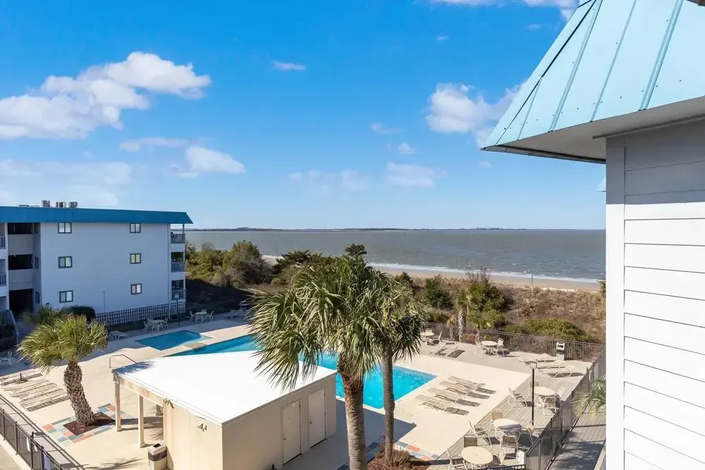 Beach Racquet A313 by Tybee Vacation Rentals