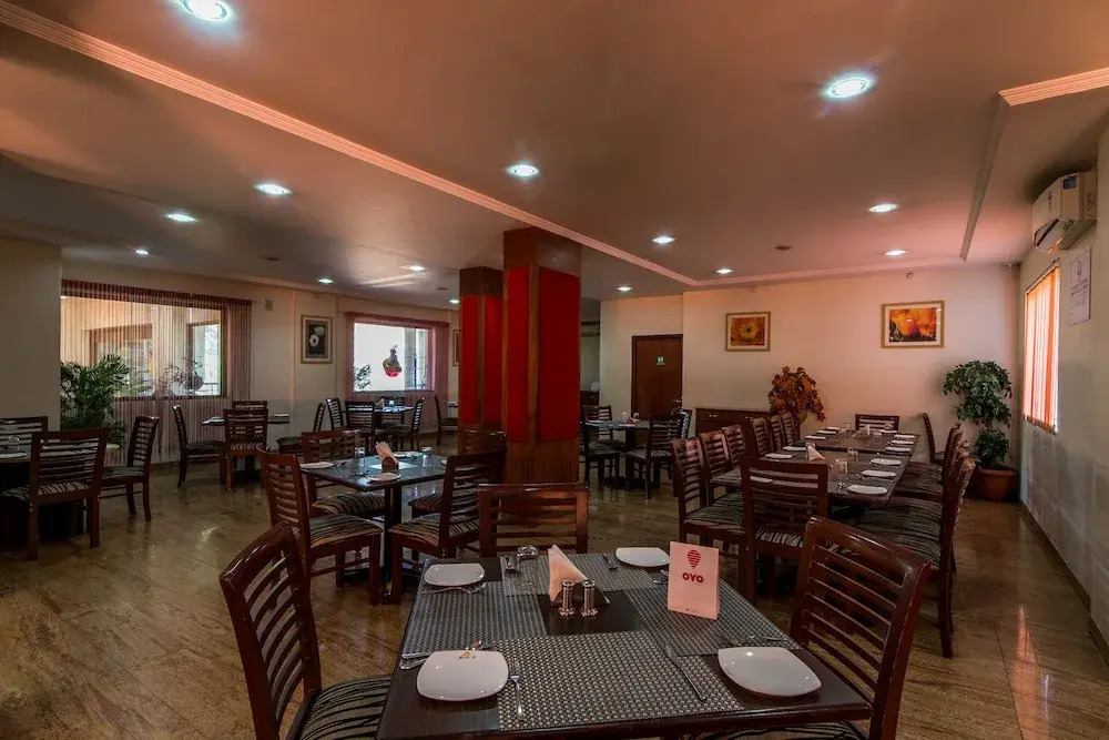 OYO 1152 Hotel Sun INN