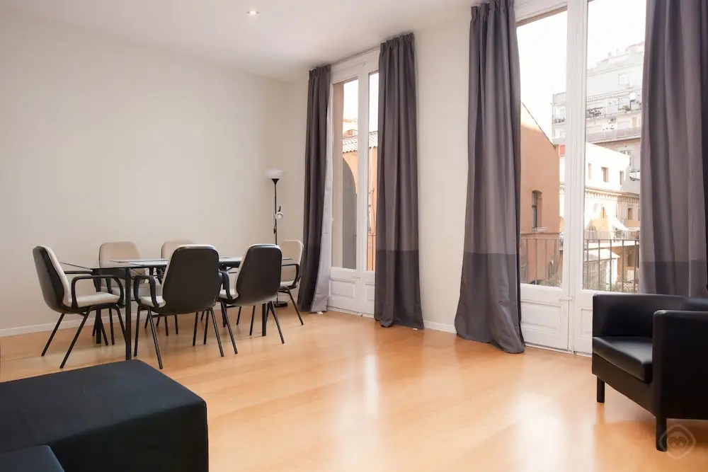 Modern Center Apartments