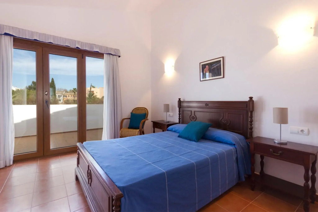VILLA ANGEL in Cala´n Bosch