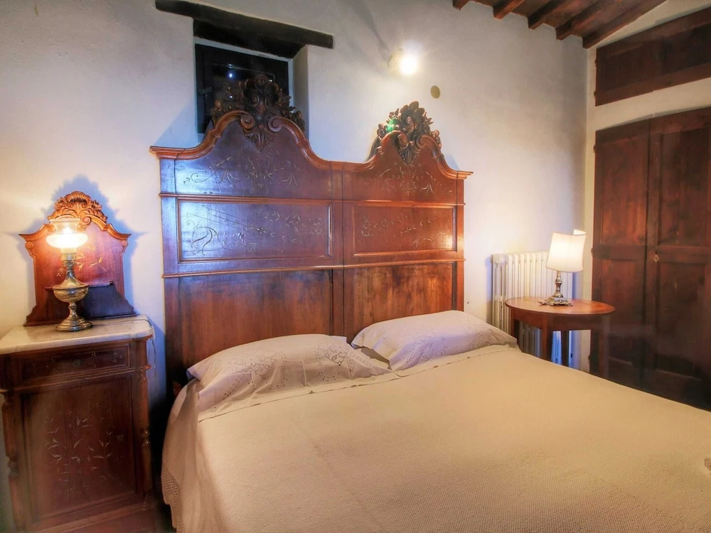 Farmhouse in Umbertide Near Lake Trasimeno