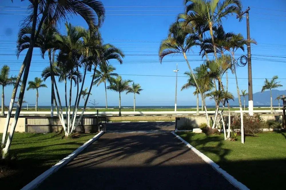Leviv Praia Hotel