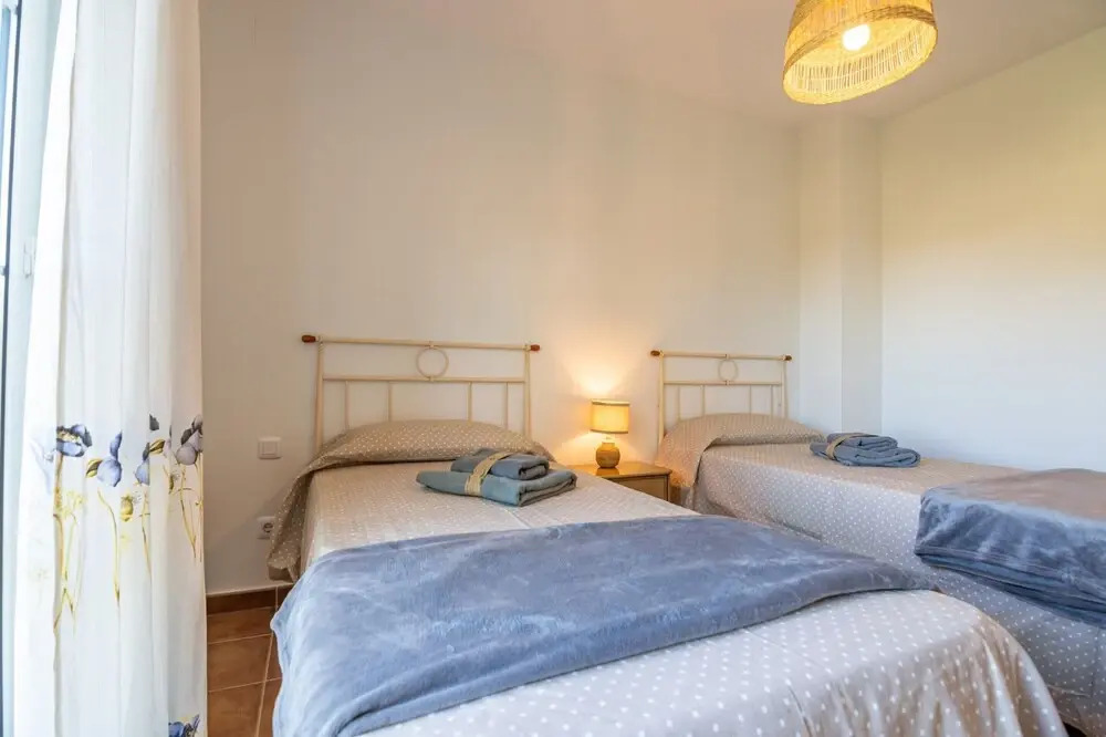 Golf & Riverside Apartment in Isla Canela