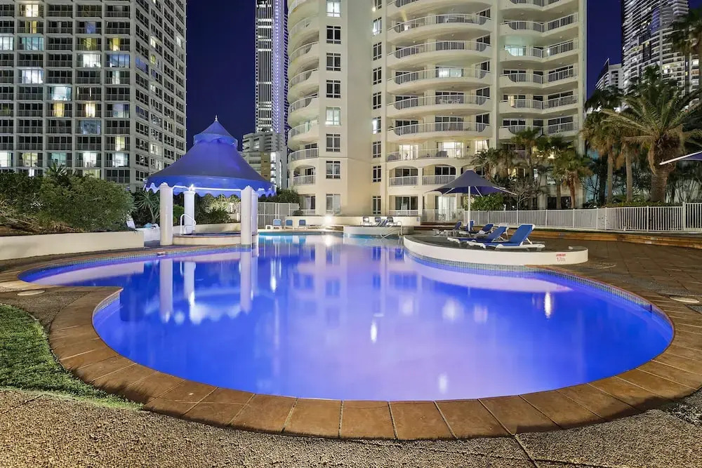 Beachfront Luxury 3 Bedroom Apartment