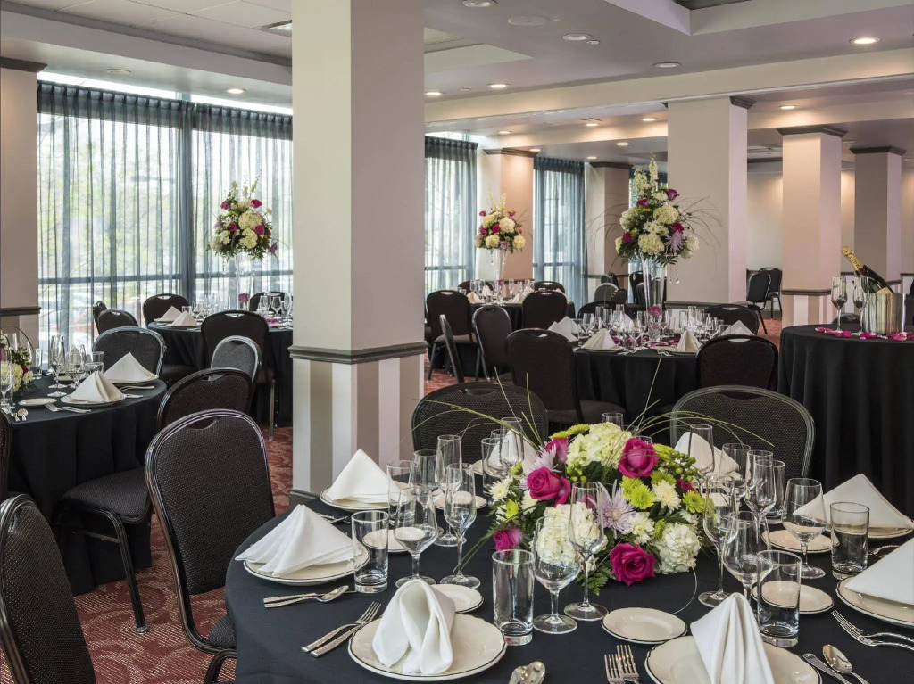 Hotel Indigo Pittsburgh East Liberty by IHG