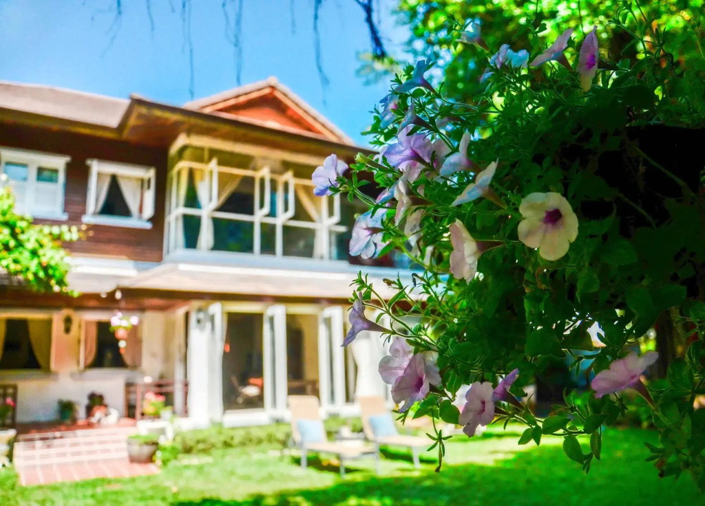 Banyan House Samui bed and breakfast