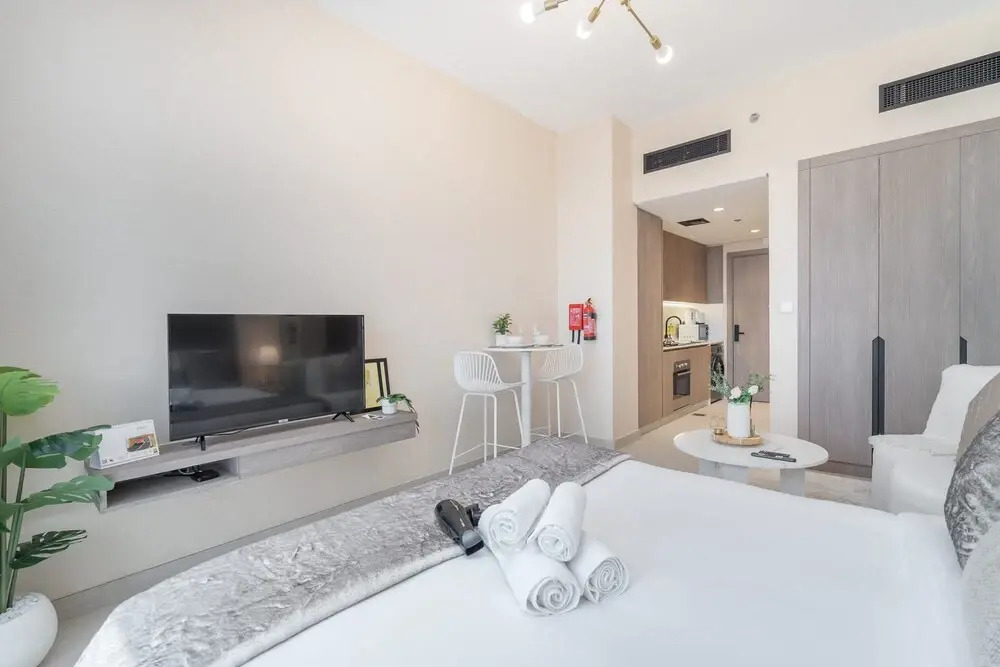 Heart Captivating Studio in Laya Heights