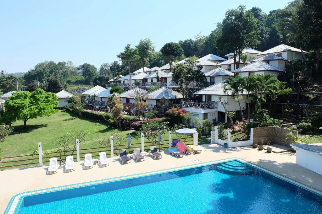 Samed Cliff Resort