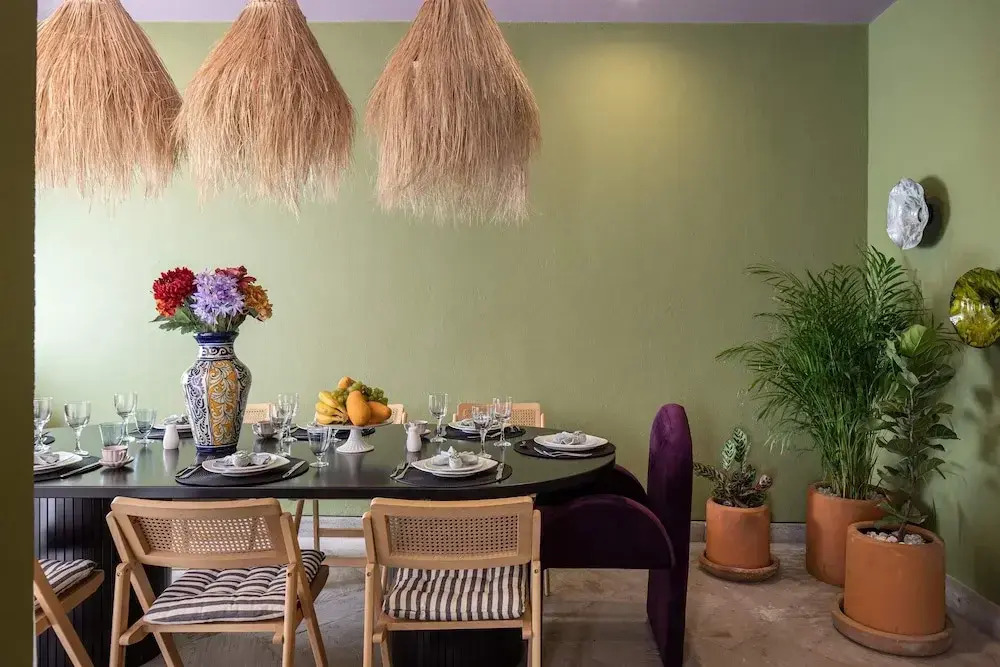 Vibrant 3Bed Villa - A Deco Retreat