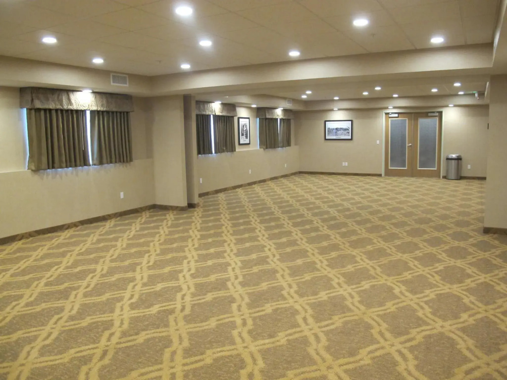 Best Western Plus Vintage Valley Inn