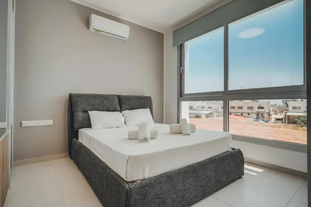 Stay in Style in Modern 3 Bedroom Villas Near Nissi Beach & Square