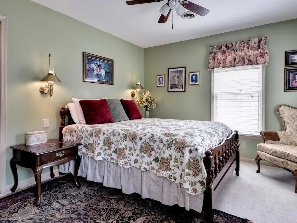 Aldrich House Bed & Breakfast