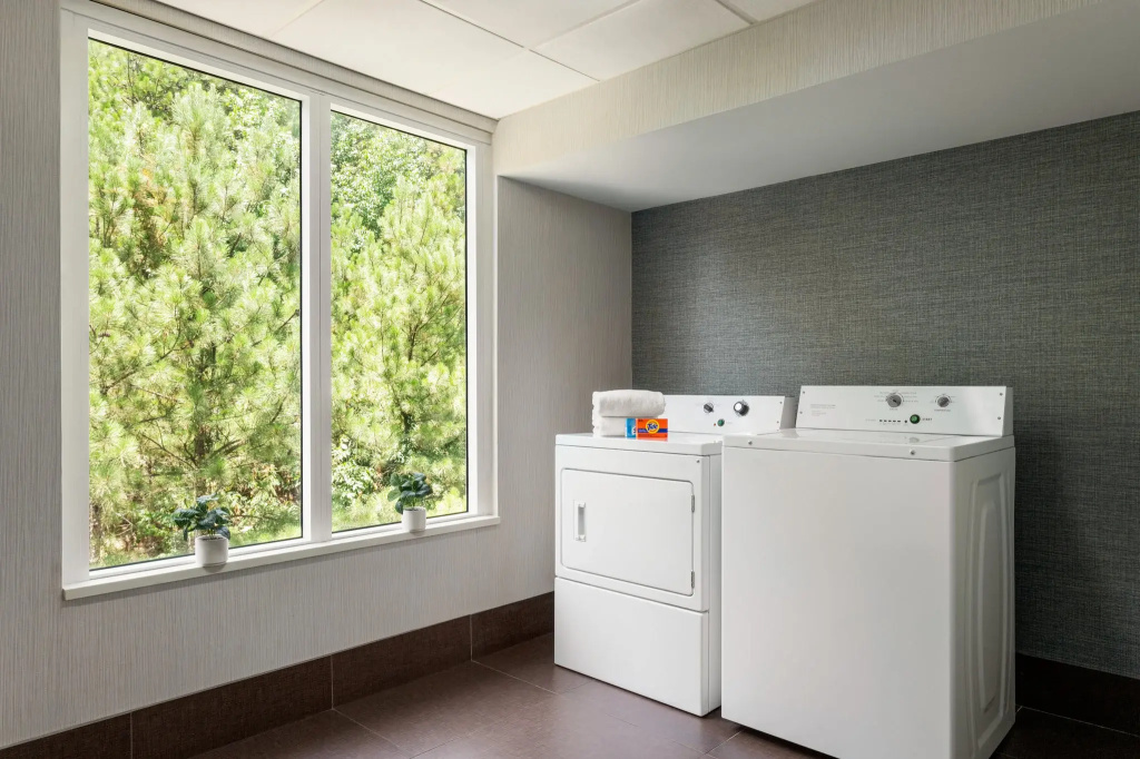 Holiday Inn Express Birmingham Irondale East by IHG