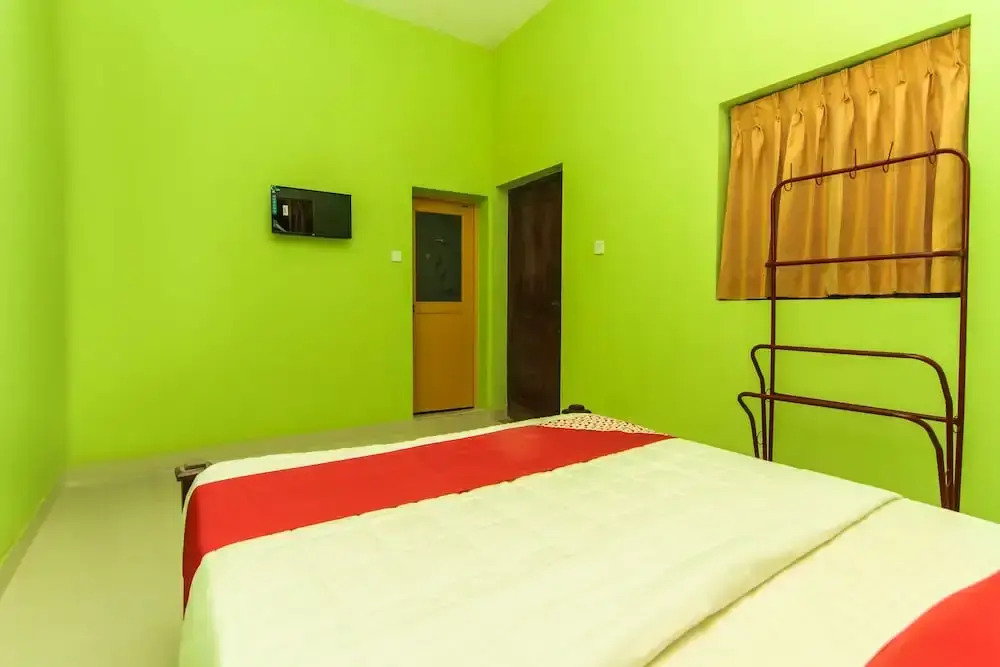 Oyo 127 Eestee Rest - Negombo