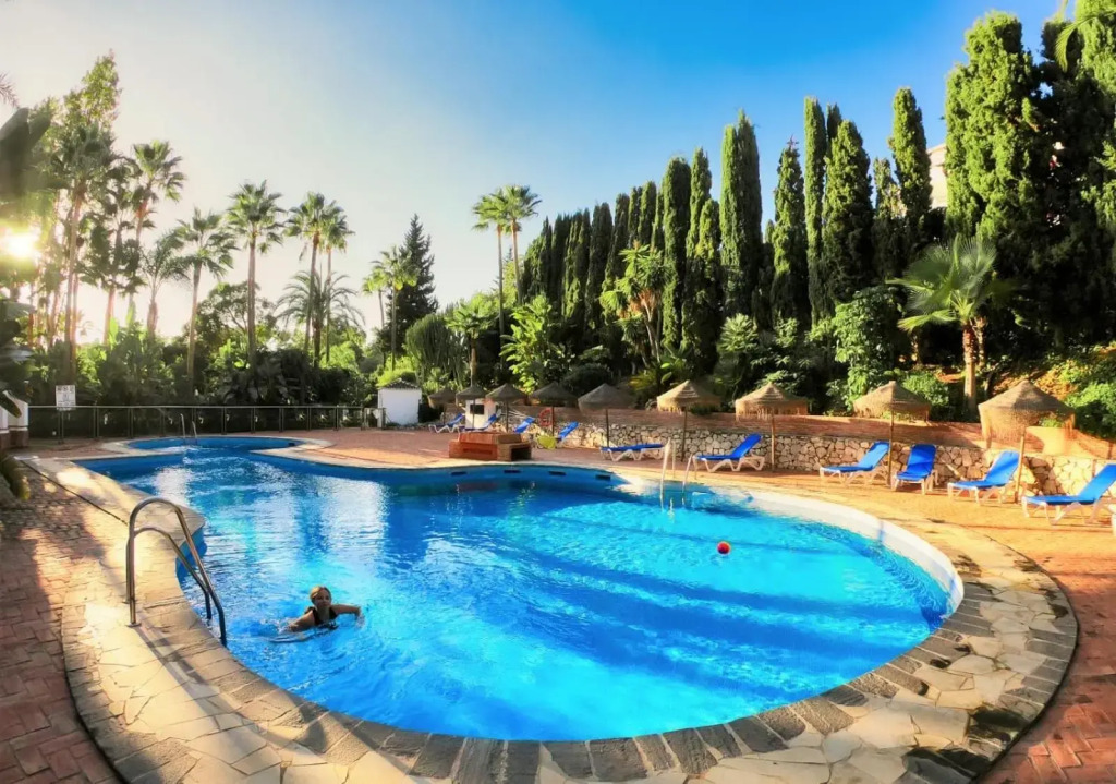 Stay in Paradise Luxury Apartment