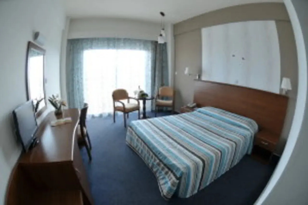 Atlantica Sea Breeze, Adults Only