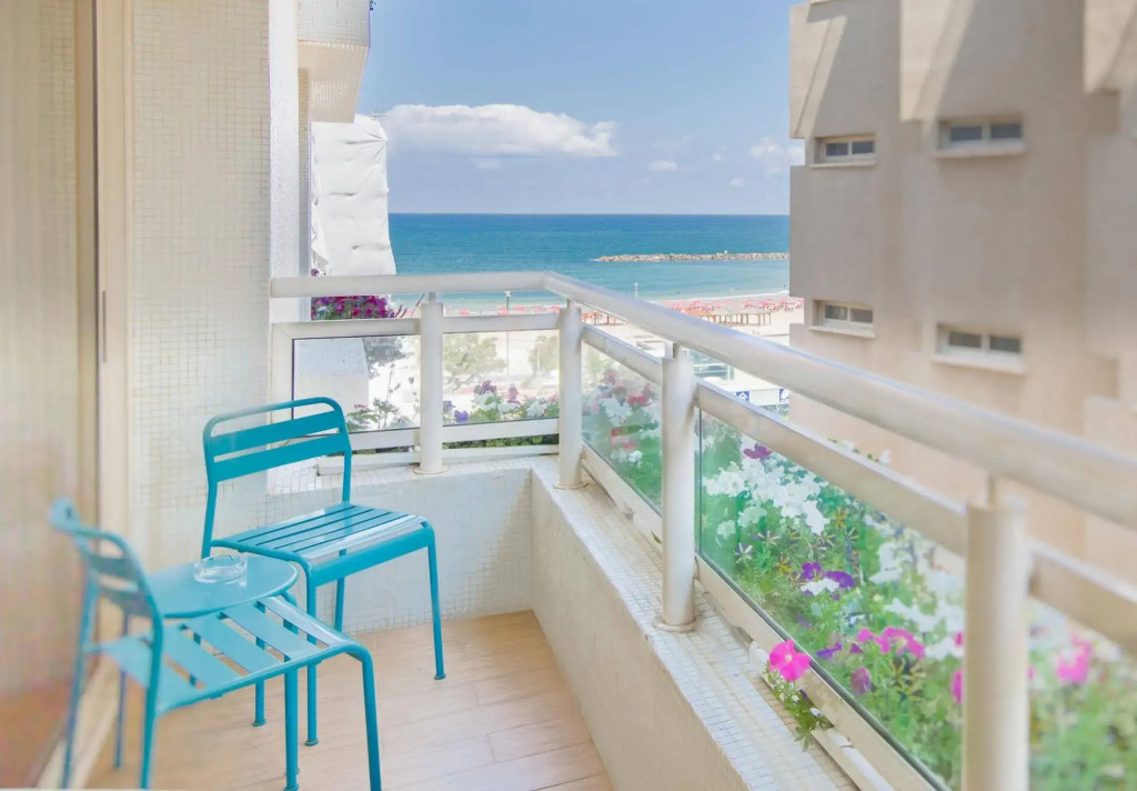 Jewel Boutique Hotel by The Beach
