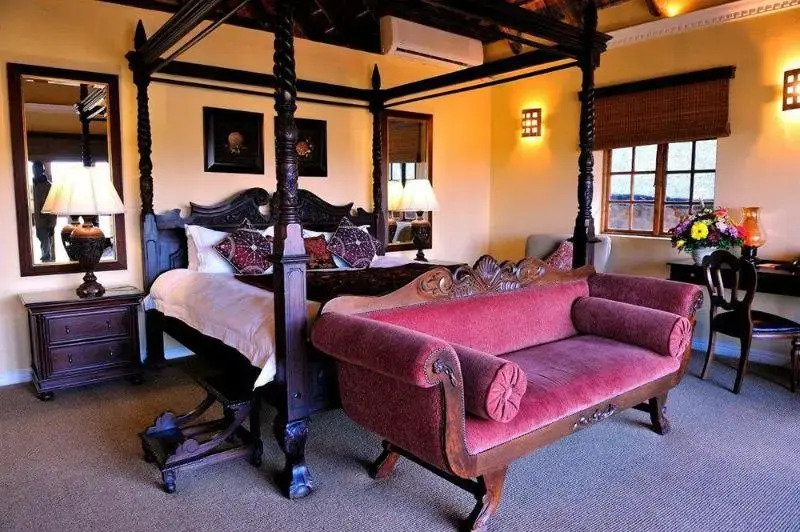 Lions View Villa, Kwantu Game Reserve