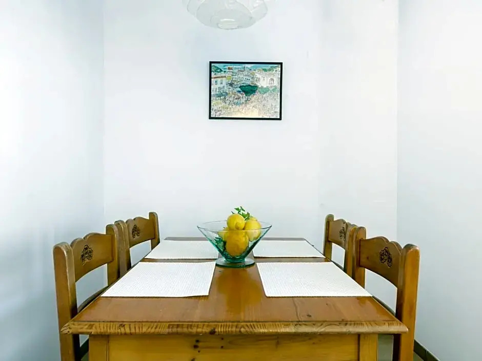 Acogedor Apartamento situado a 50 metros de la preciosa playa de Llafranc con gran terraza Chill Out