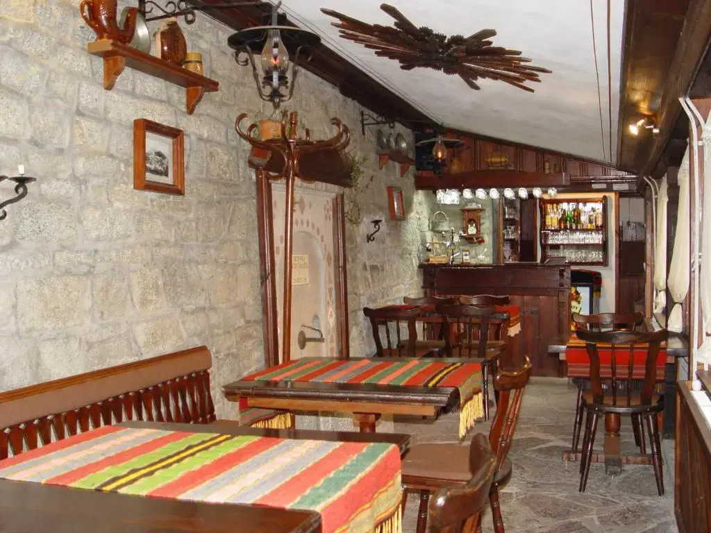 Dona Guest House - Horse Riding