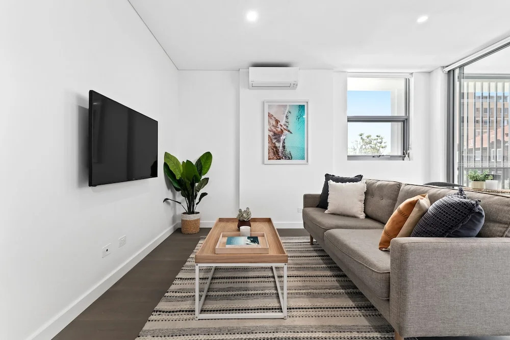 Azure Apartments Bondi by Urban Rest