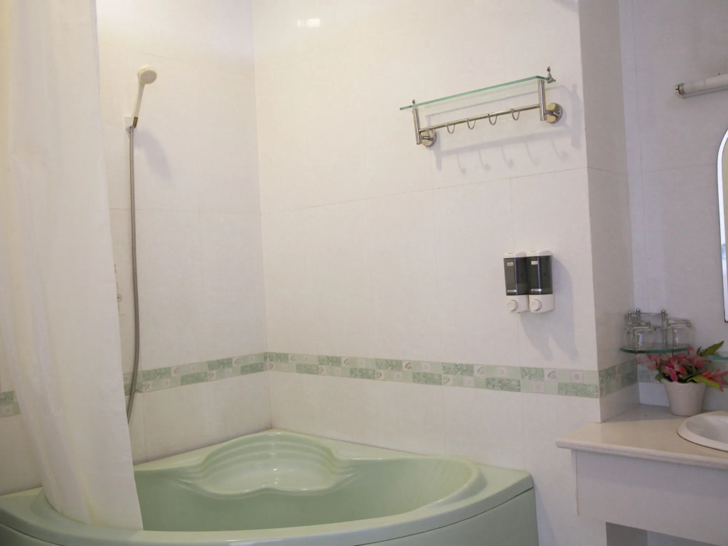 Hoa Phat Hotel & Apartment