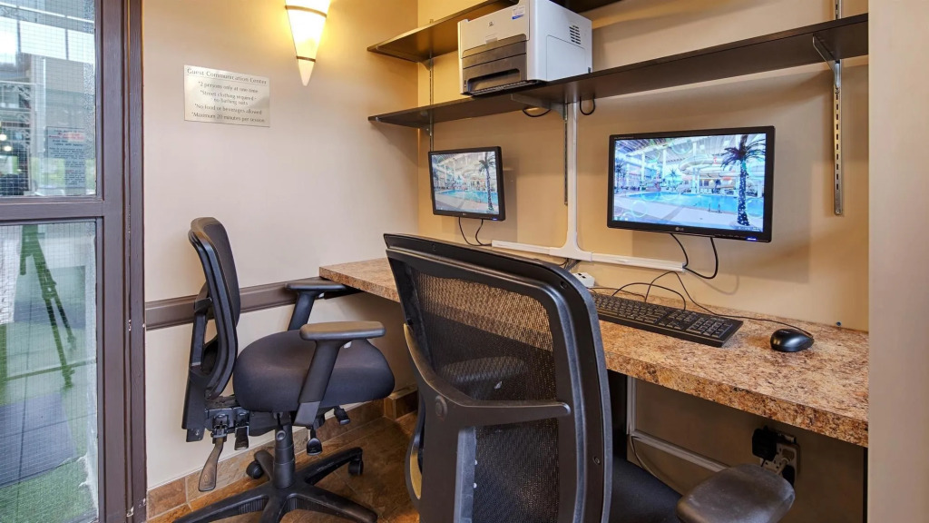 Seven Oaks Hotel Regina, SureStay Collection by Best Western