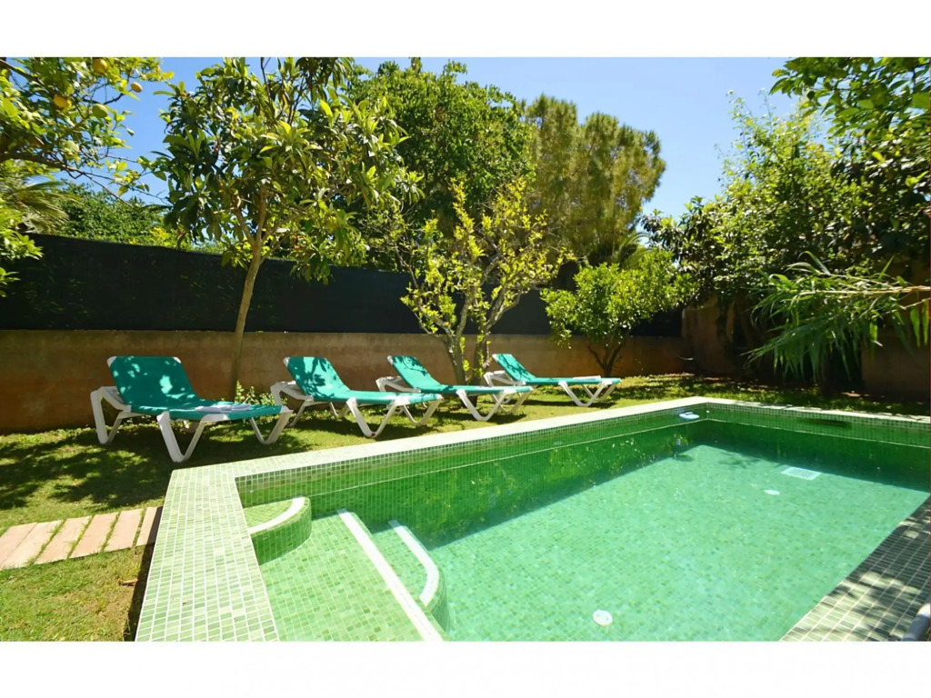 Cozy Town House with Private Pool & Private Garden near Village