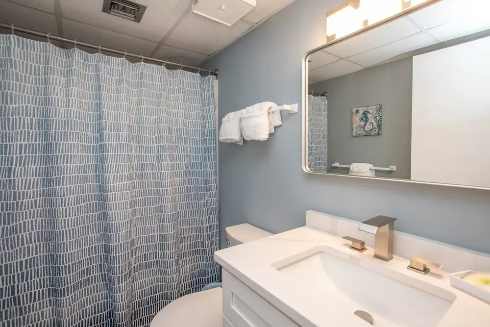 Royal Garden Resort 301 3 Bedroom Condo by RedAwning