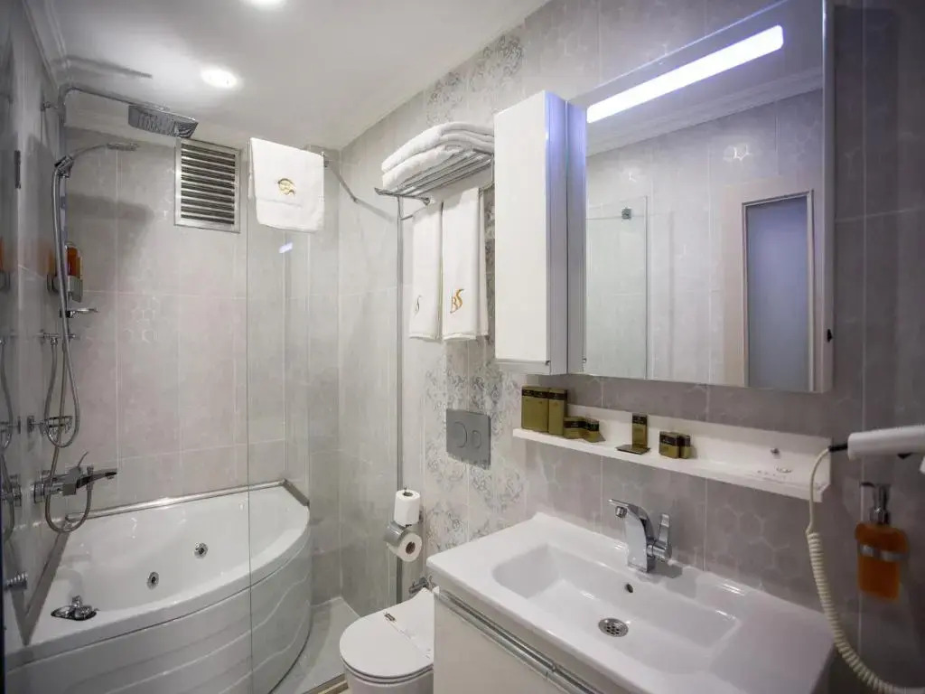 Bonne Sante Hotel