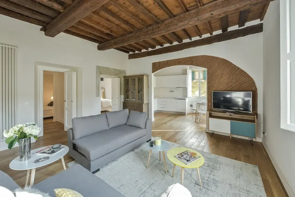 Oltrarno Elegance