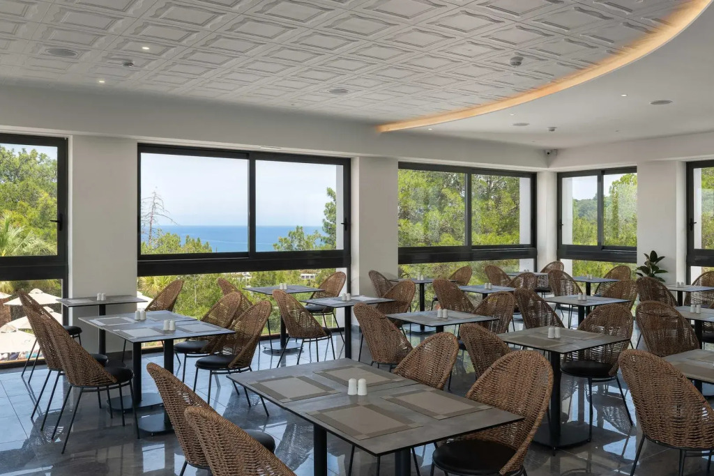 Atalanti Boutique Hotel