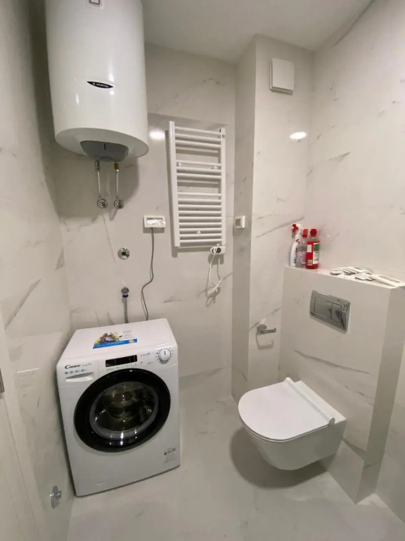 Central Point apartment