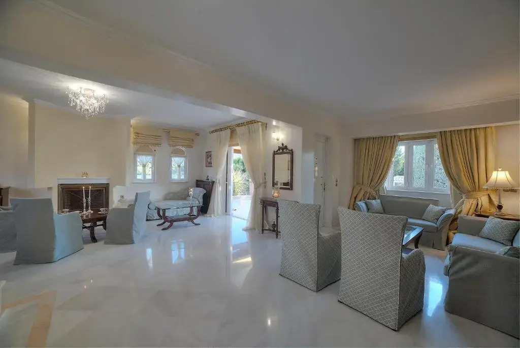 Lagonisi Villa VIP