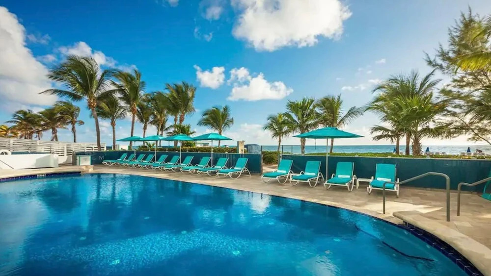 Luxury Studio w Balcony Ocean View Amazing Pool