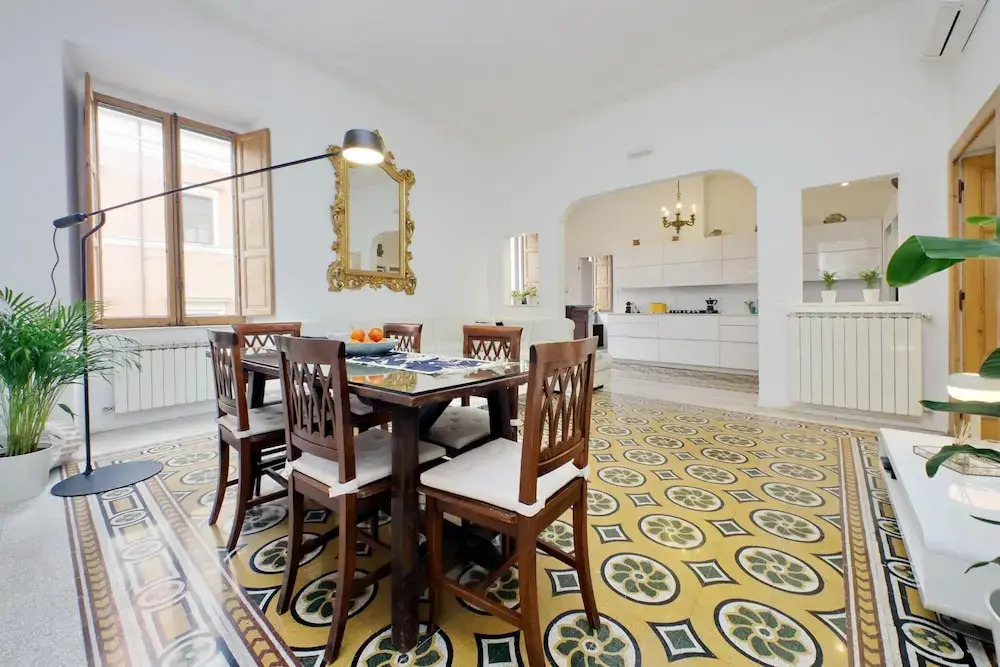 Treasurerome Opera Trevi Grand Suite 3BR