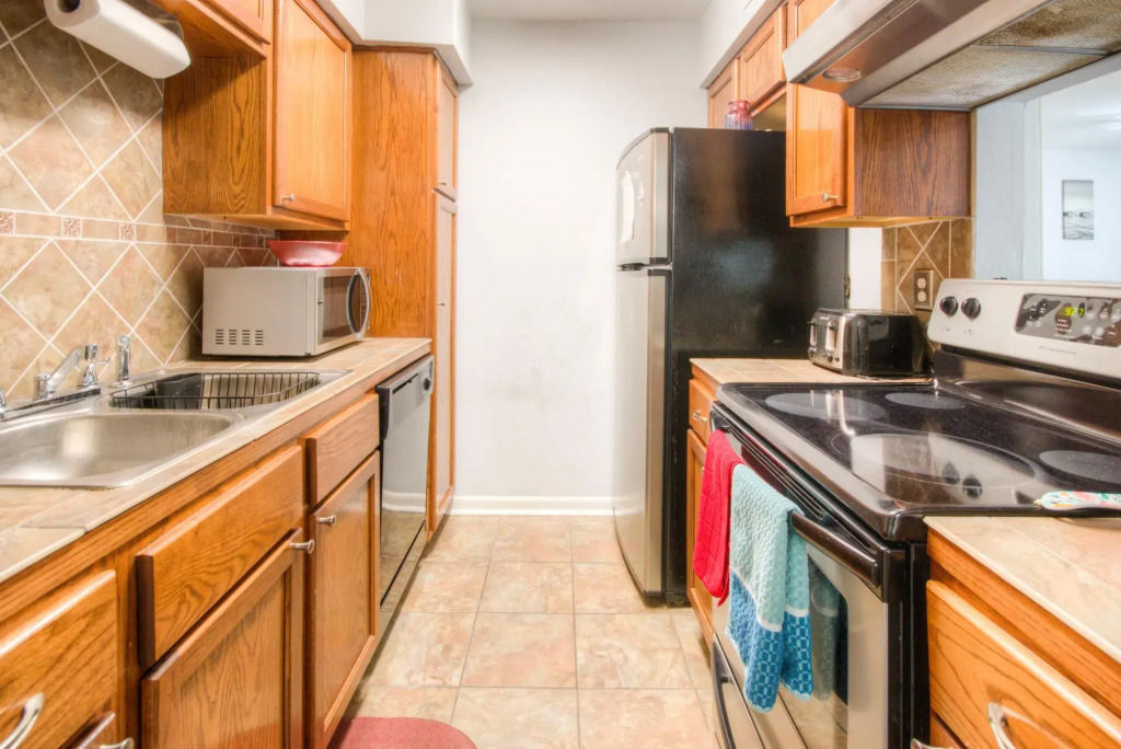 Spacious 3 BR, 2 BA Condo near Med Center & NRG
