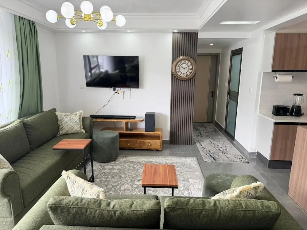 Charming 2-bedroom Apartment in Riverside Drive, Nairobi