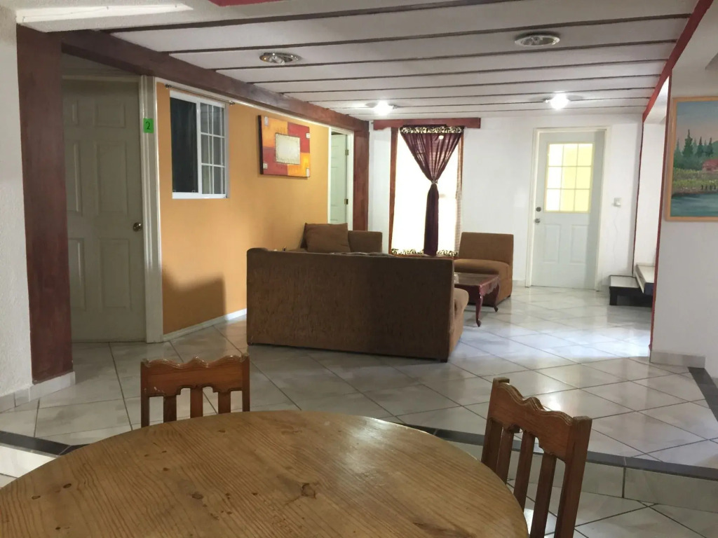 Hotel & Suites Cerro Rojo
