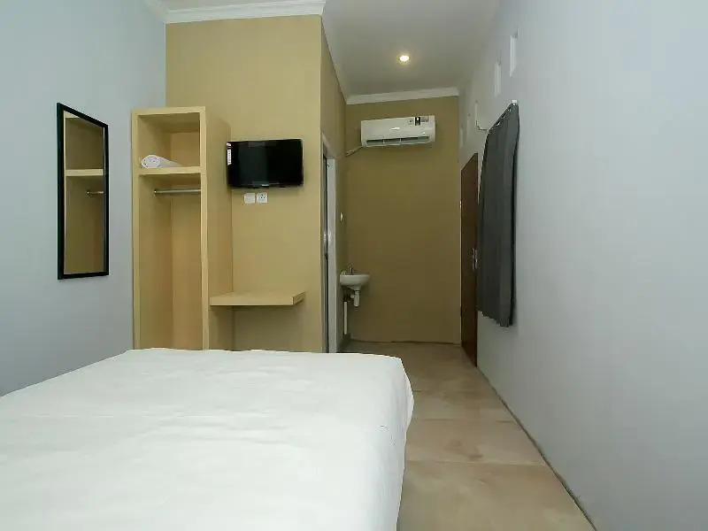 Tassa Homestay Syariah Mitra RedDoorz