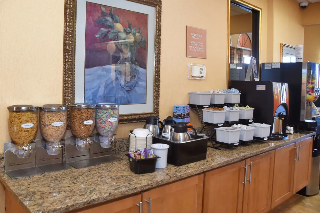 Baymont by Wyndham Orlando East